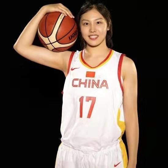 巨胸喷奶水www永久免费